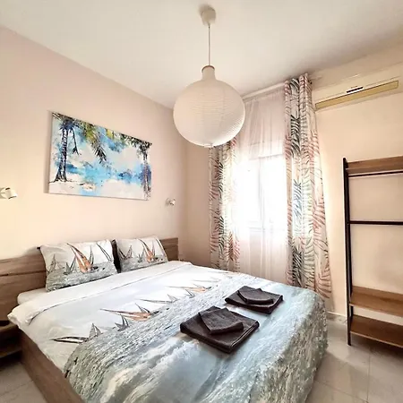 Sun Rise شقة Peraía