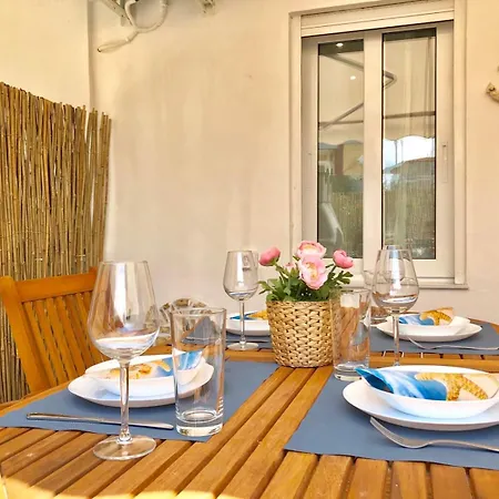 Sun Rise شقة Peraía